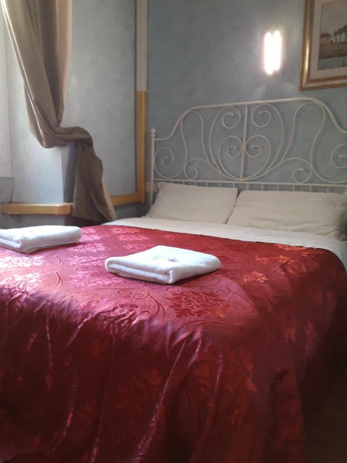 Renting Rooms Roma Exterior foto