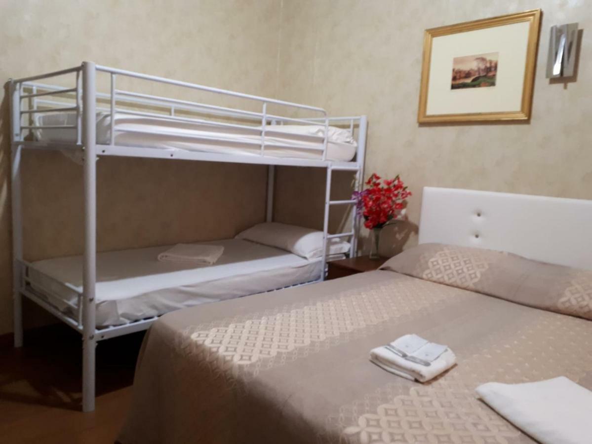 Renting Rooms Roma Exterior foto